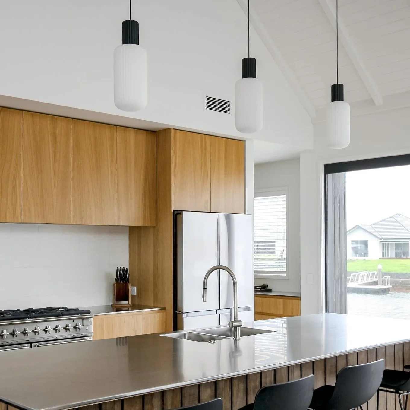 Coastal Retreat – North Island Home Design