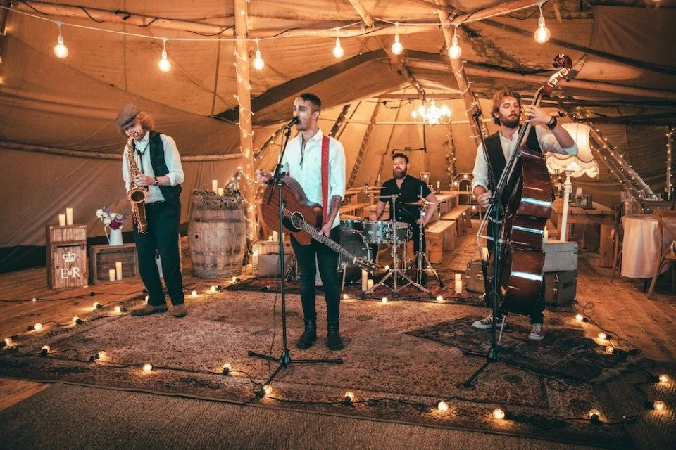 Guest Blog: Music8Agency's 5 Tips on Choosing Live Music for Your Wedding