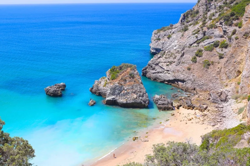 sesimbra-praia-do-ribeiro-do-cavalo.jpg