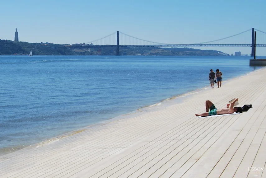 ribeira-das-naus.jpg