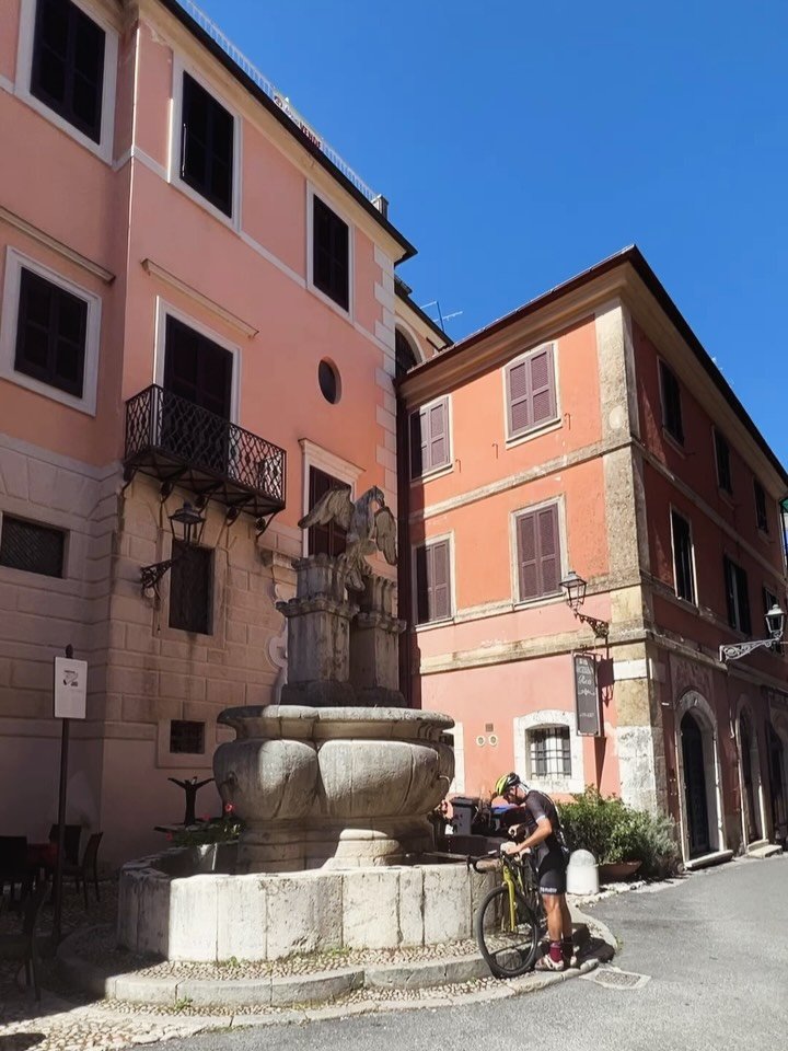 Beautiful Arpino 

One of my favorite road trips was to Arpino and the surrounding areas

✨Isola dei Liri
✨Frosinone
✨Sora

Gorgeous architecture, good food and wine 🍷, a natural waterfall in Liri, and friendly people

The Hotel Il Cavalier was amaz