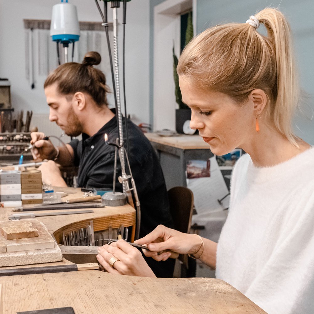 werkraum-hquadrat-lduwigsburg-goldschmiede-silberschmiede-meister-schmuck.jpg