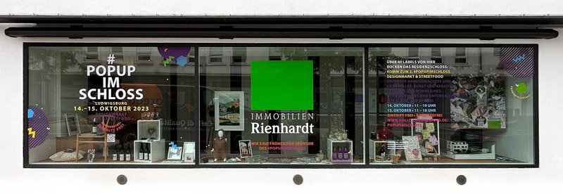 hallo-ludwigsburg-immobilien-rienhardt-schaufenster-designmarkt-popup-im-schloss-ludwigsburg-2023.jpg