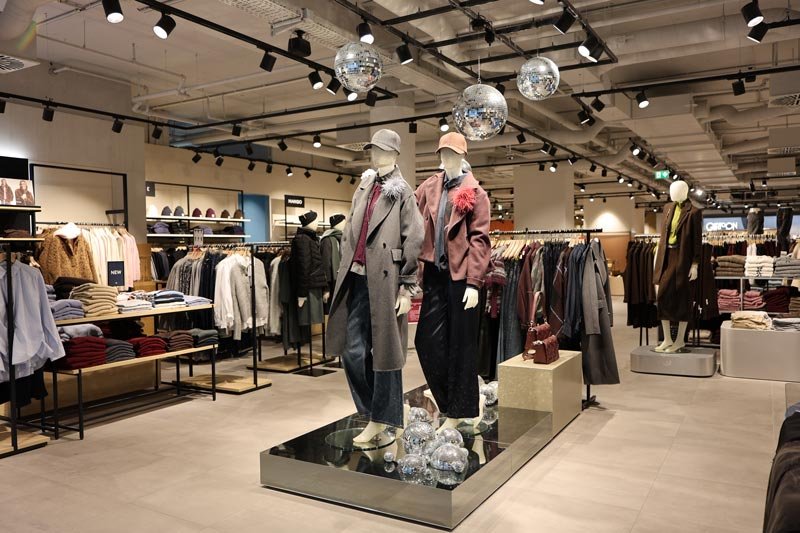 modehaus-oberpaur-neubau-innen-ludwigsburg.jpg