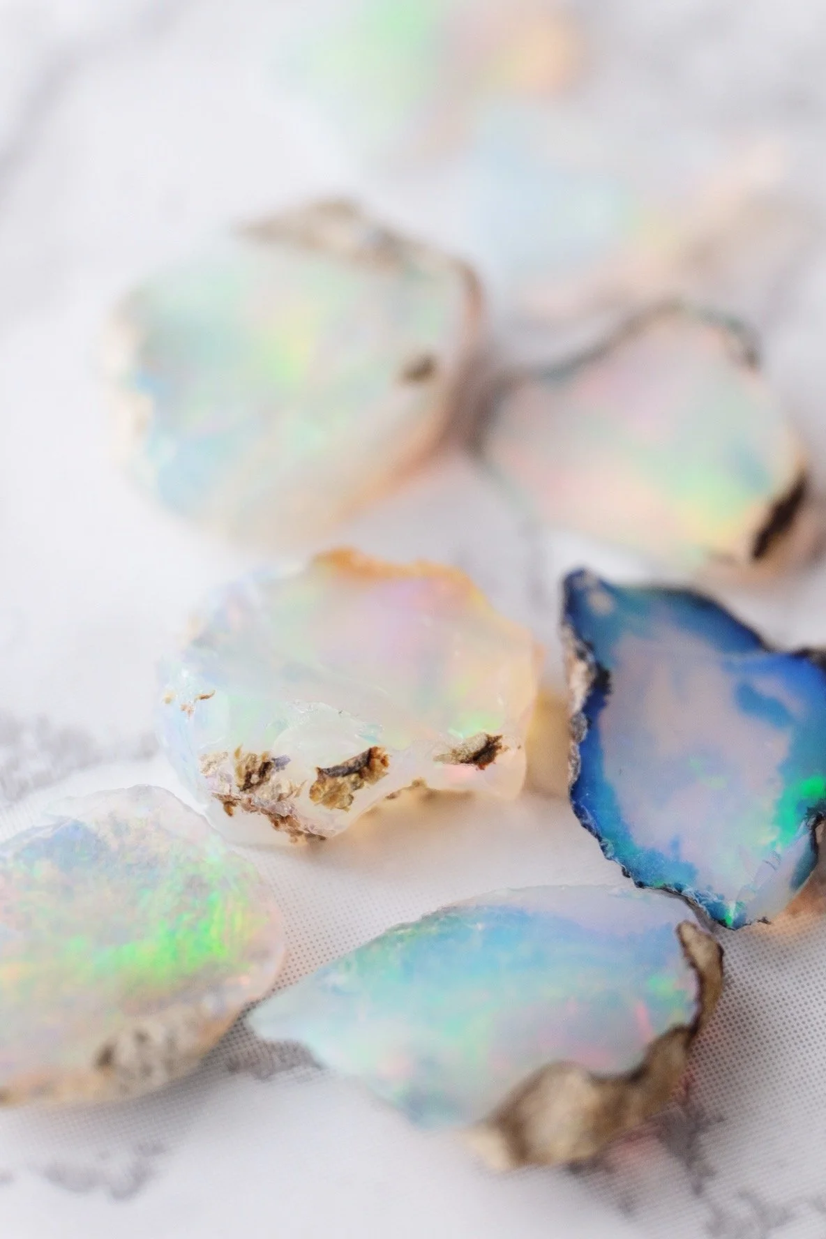 L'opale, son histoire et mes conseils pour la chouchouter 