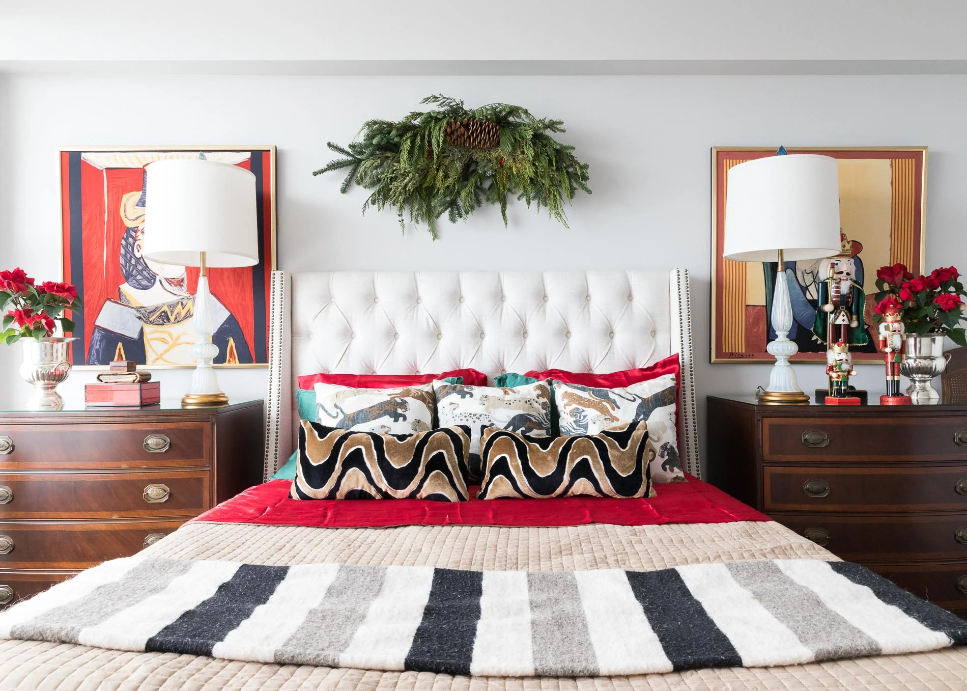 Lake Shore Drive Holiday High Rise Bedroom