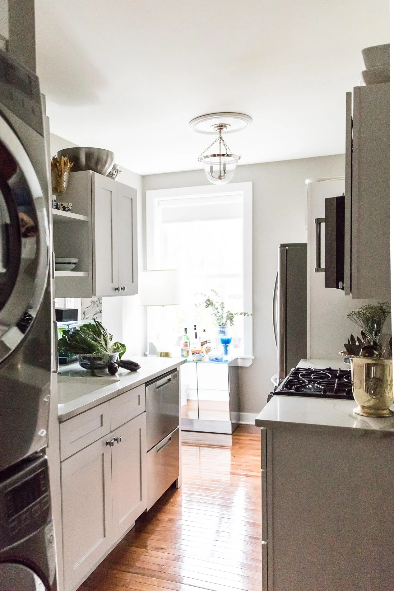 Lakeview East Classic Prewar Kitchen