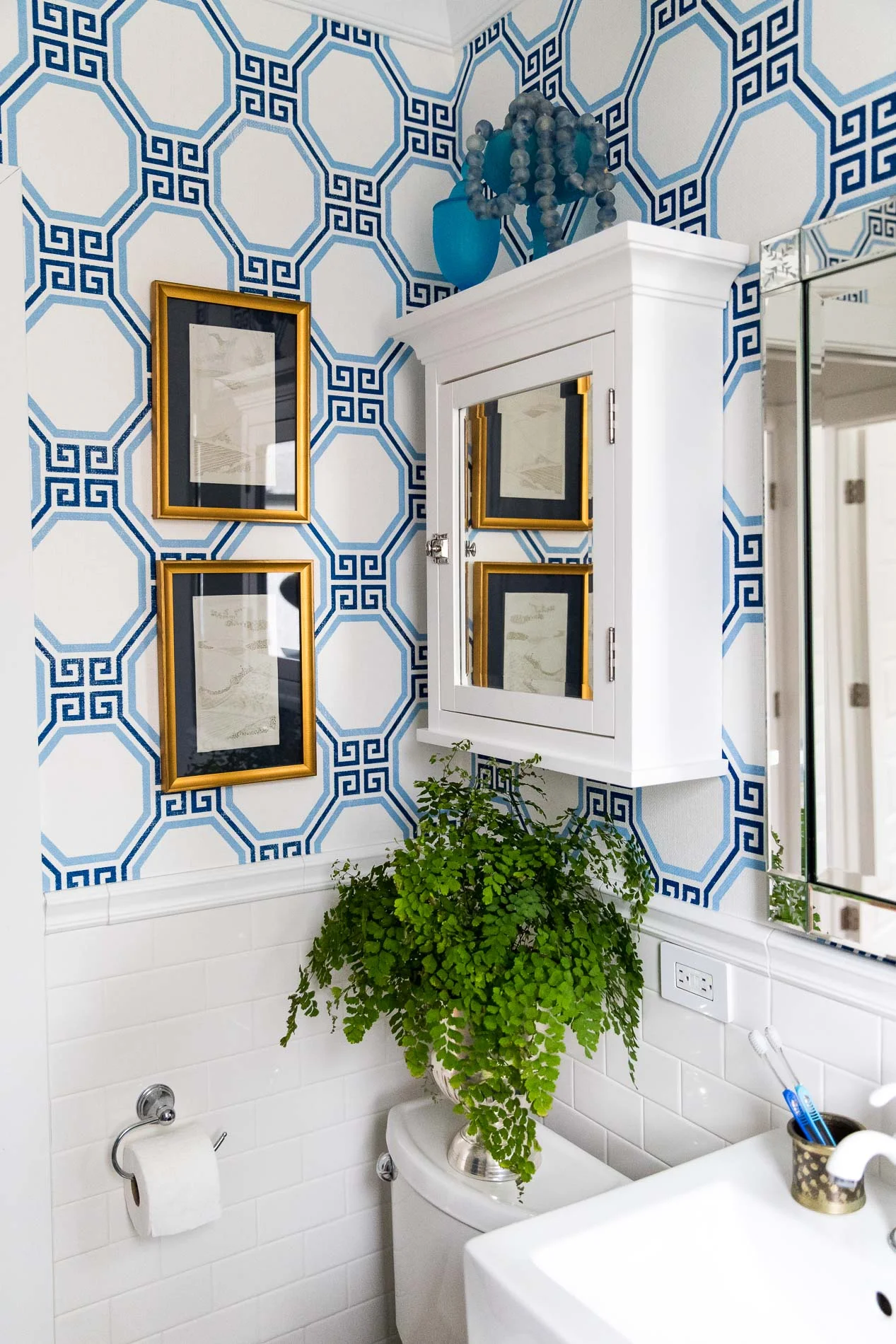 Lakeview East Classic Prewar Bathroom