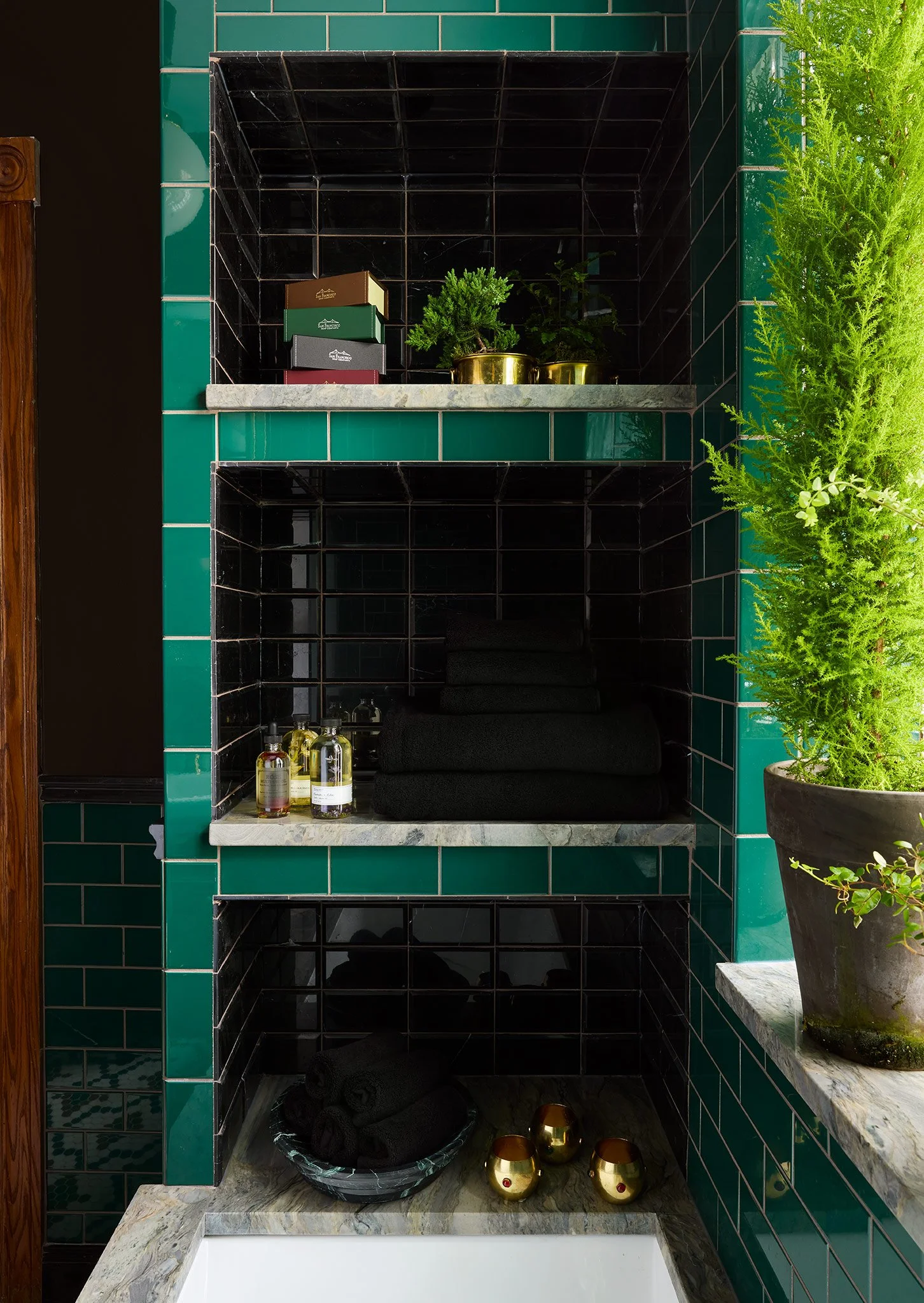 Bathroom2.jpg