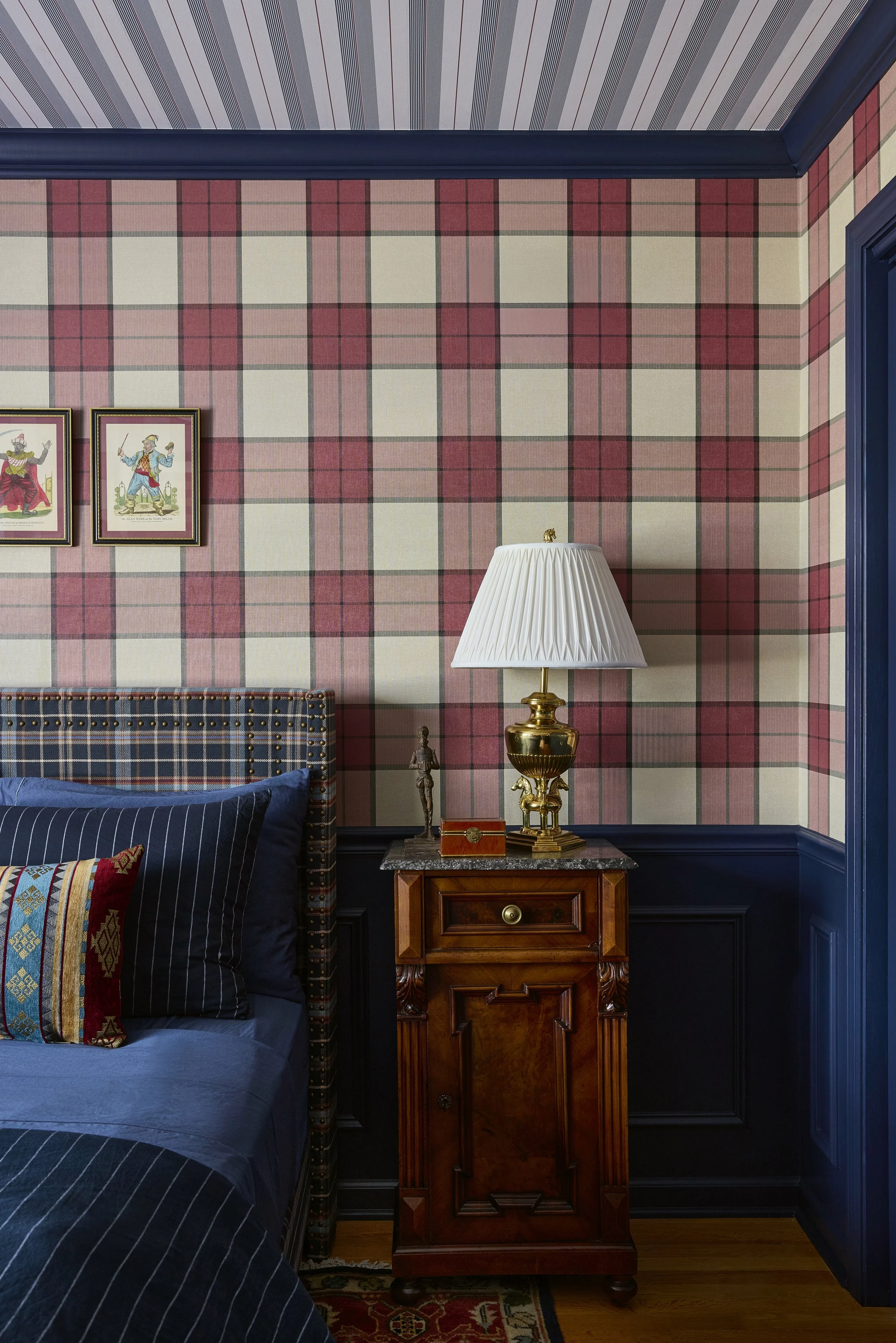 Crystal_glenview_kitchen_953_edited copy 2.jpeg