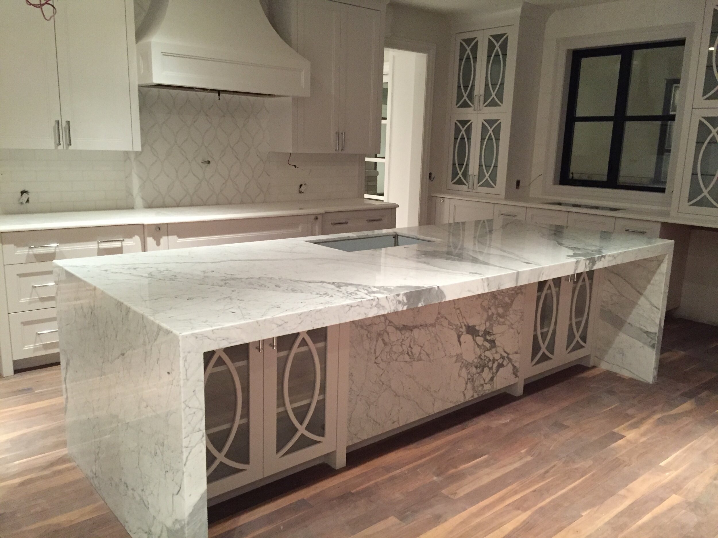 Best Granite Looks For Your Kitchen Island