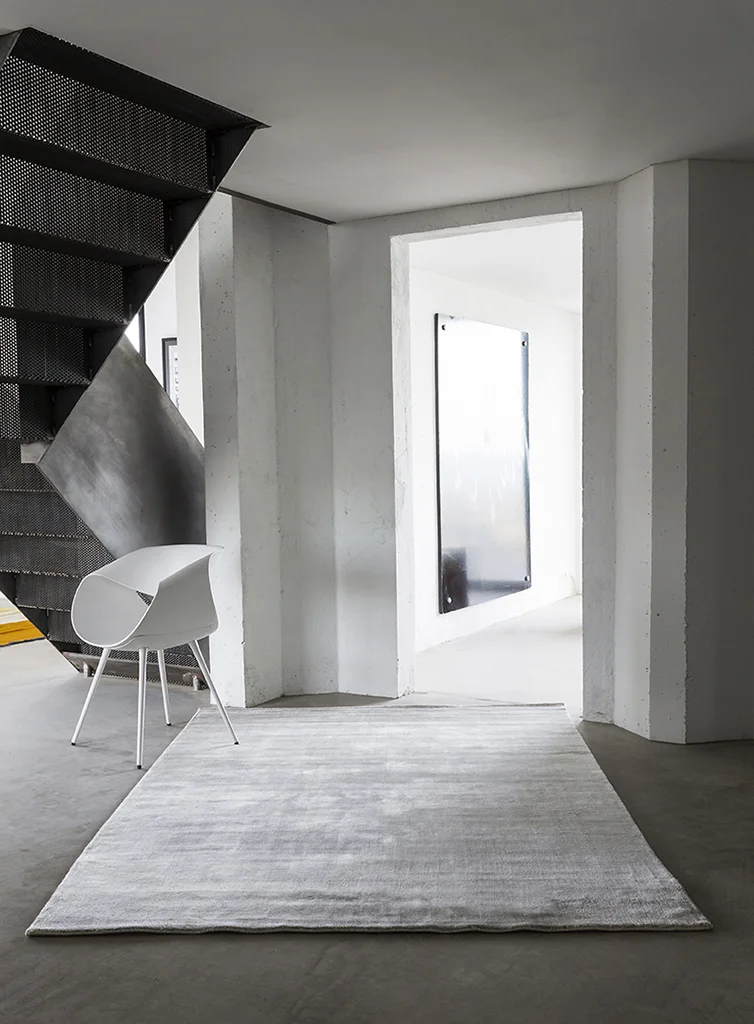 massimo_BAMBOO_light-grey_environment_LR.jpg