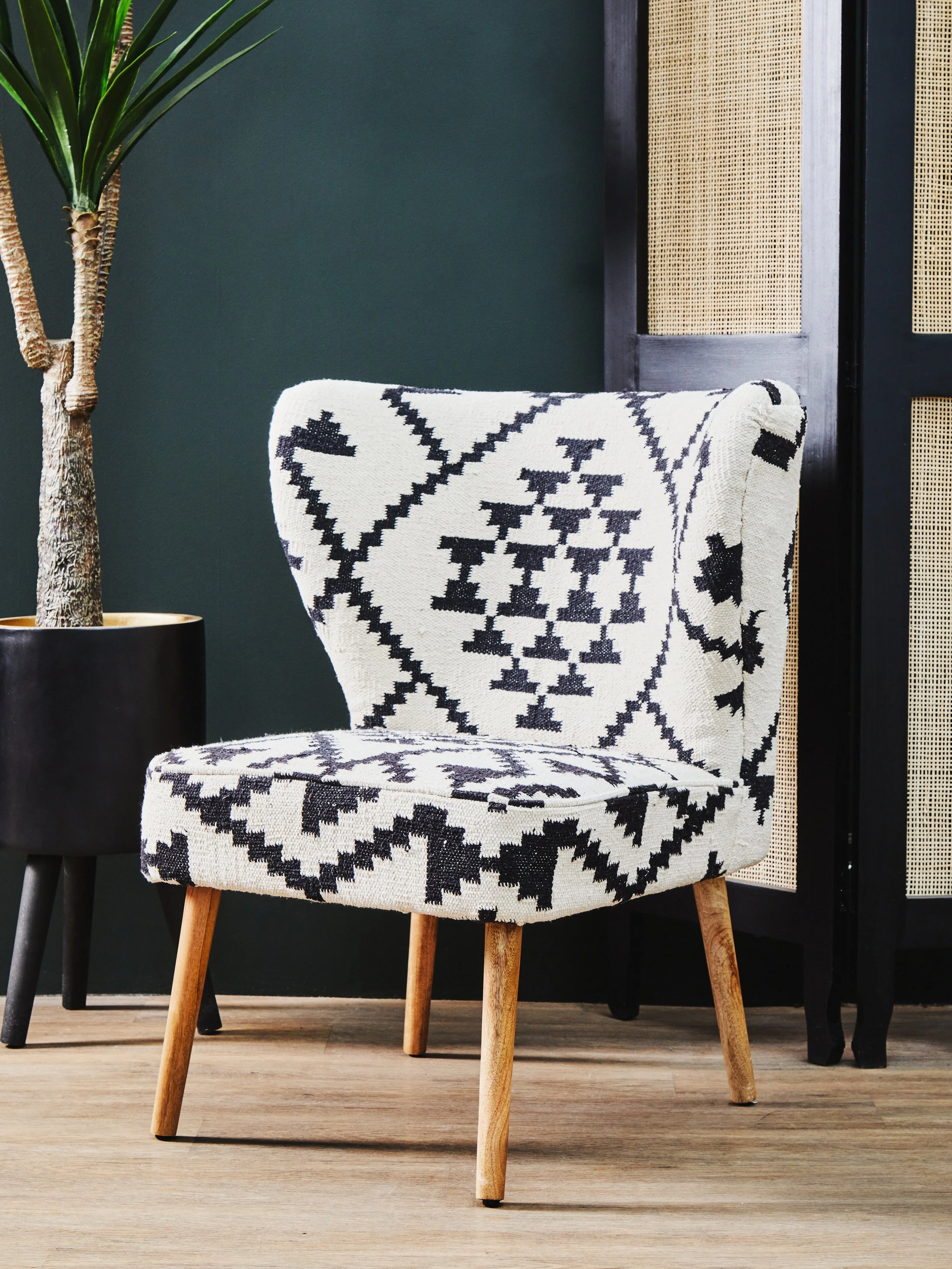 Incas Berber Style Mango Wood Armchair