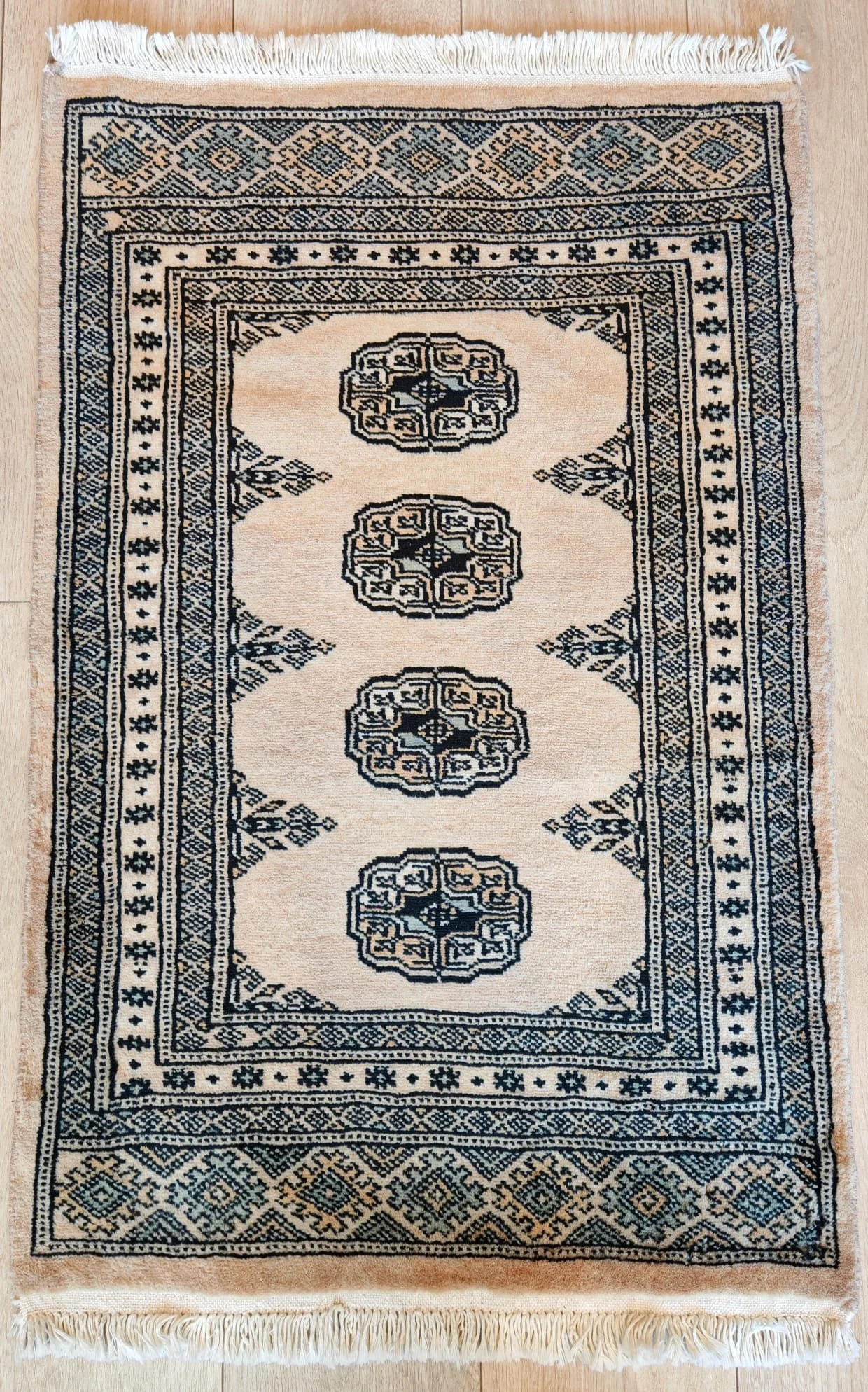Rug 8