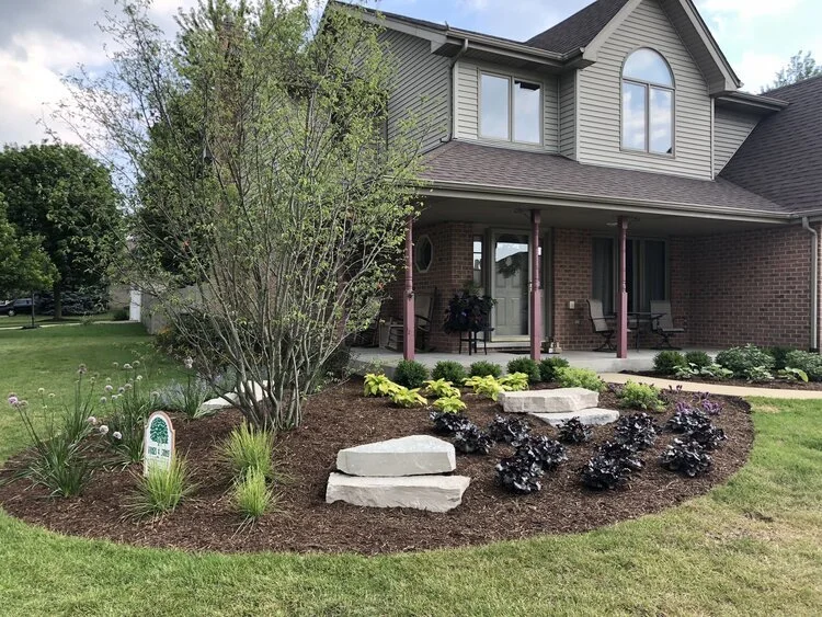 Why Invest in Lawn Care in New Lenox, IL?