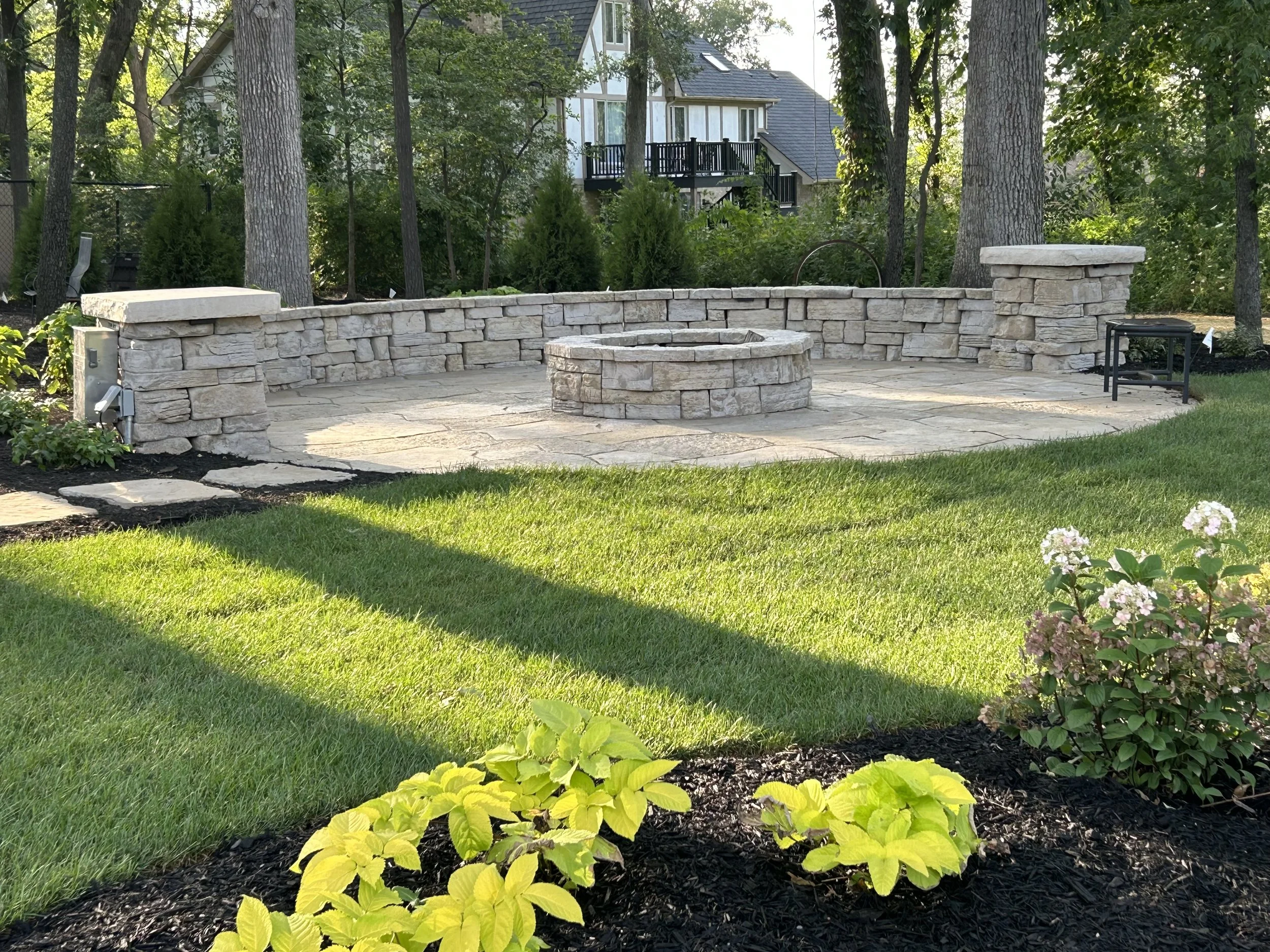 Design a Colorful Landscape With Expert Lawn Care and Perennial Plantings in Frankfort, IL
