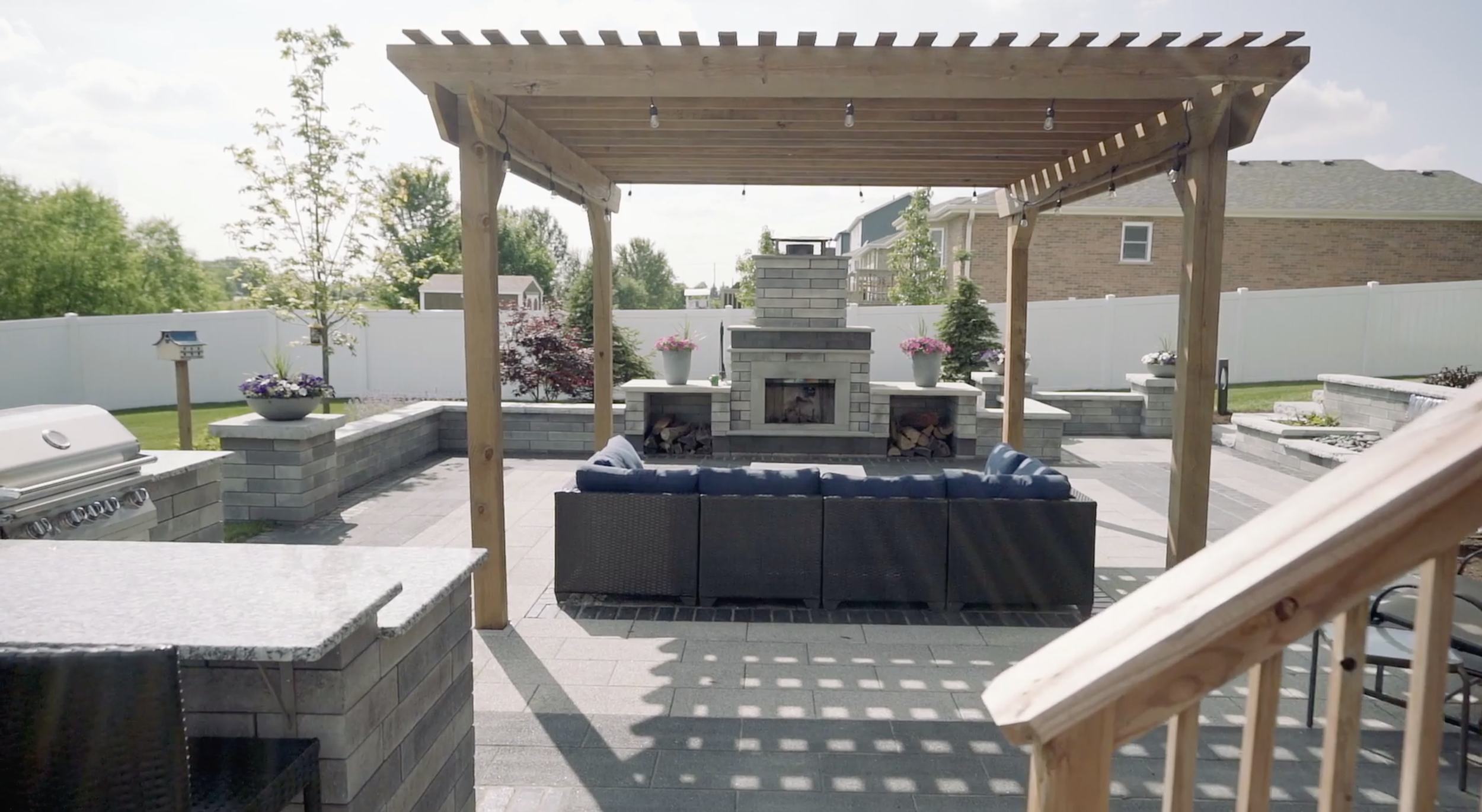 How Landscapers in Orland Park and Tinley Park, IL, Are Shaping Custom Entertaining Areas