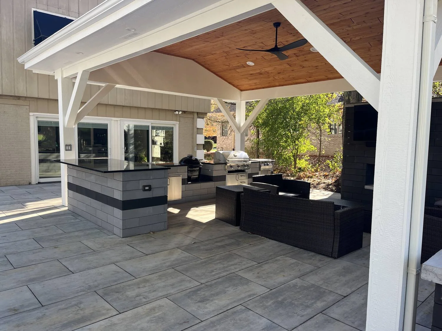 Pavilion with stylish outdoor seating in Homer Glen IL.jpeg