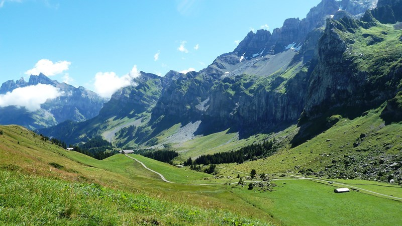 Grandiose Felsformationen der Dents Blanches