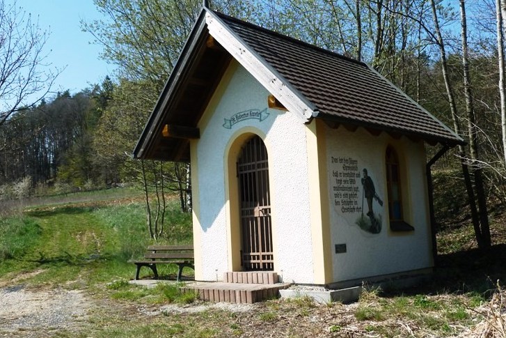 Hubertuskapelle in der Nähe von Engelmess