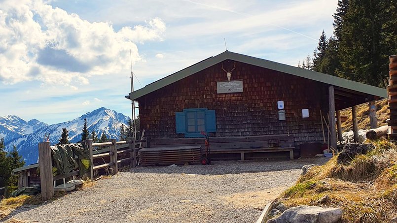 Die Brunnenkopfhütte auf 1.600 Metern Höhe