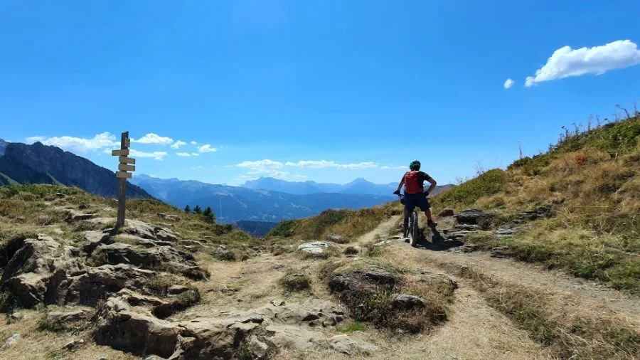 Bike &amp; Hike von Morzine auf den Tête de Bostan