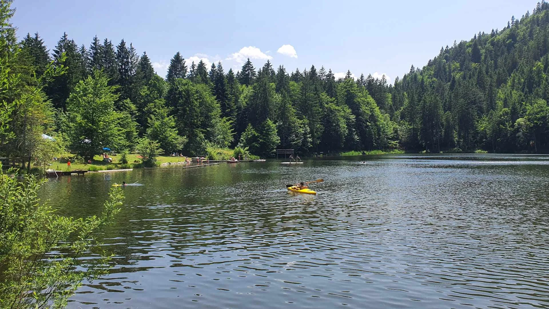 Pflegersee mit Strandbad