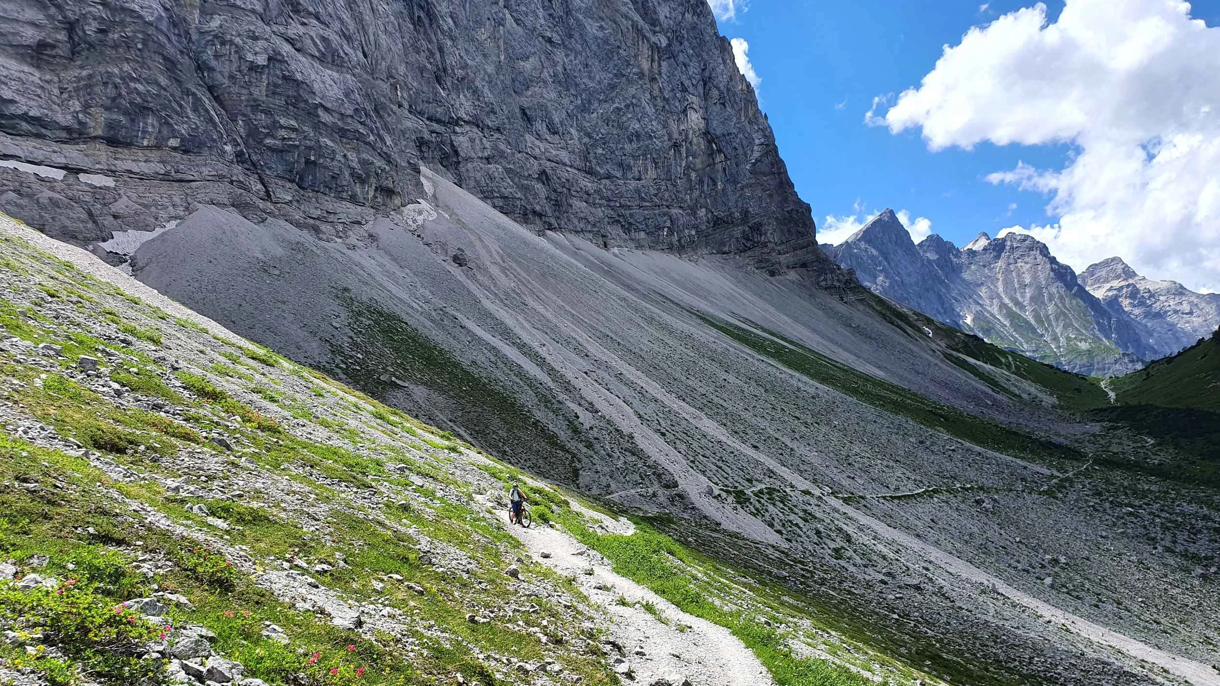 Laliderer Reisen.jpg