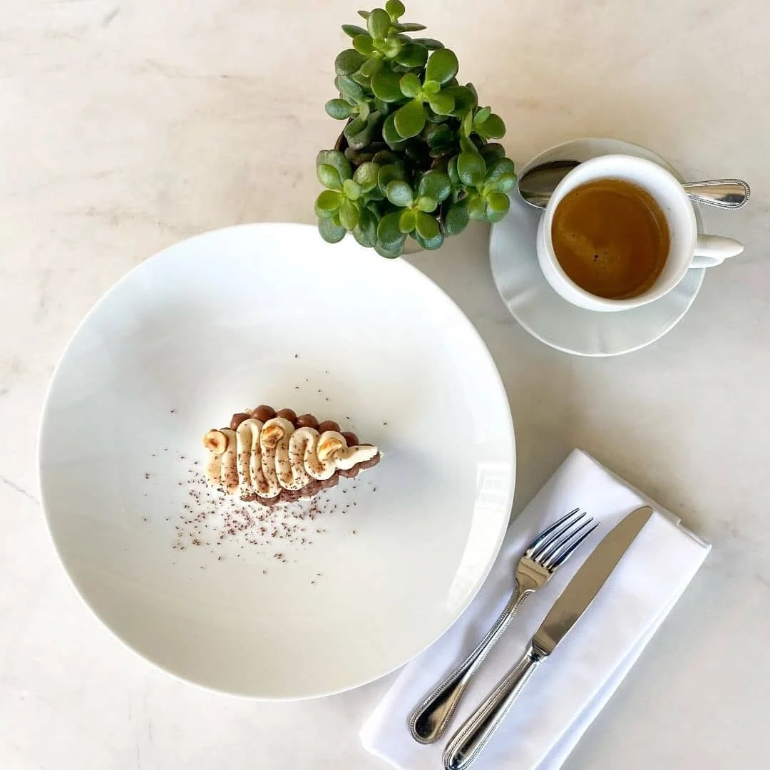 N&eacute;e de la collaboration entre Yohan Coiffard, chef p&acirc;tissier de Beau-Rivage Gen&egrave;ve et Philippe Rigollot, cette cr&eacute;ation sucr&eacute;e in&eacute;dite est &agrave; d&eacute;guster cet &eacute;t&eacute; &agrave; @beaurivagegen