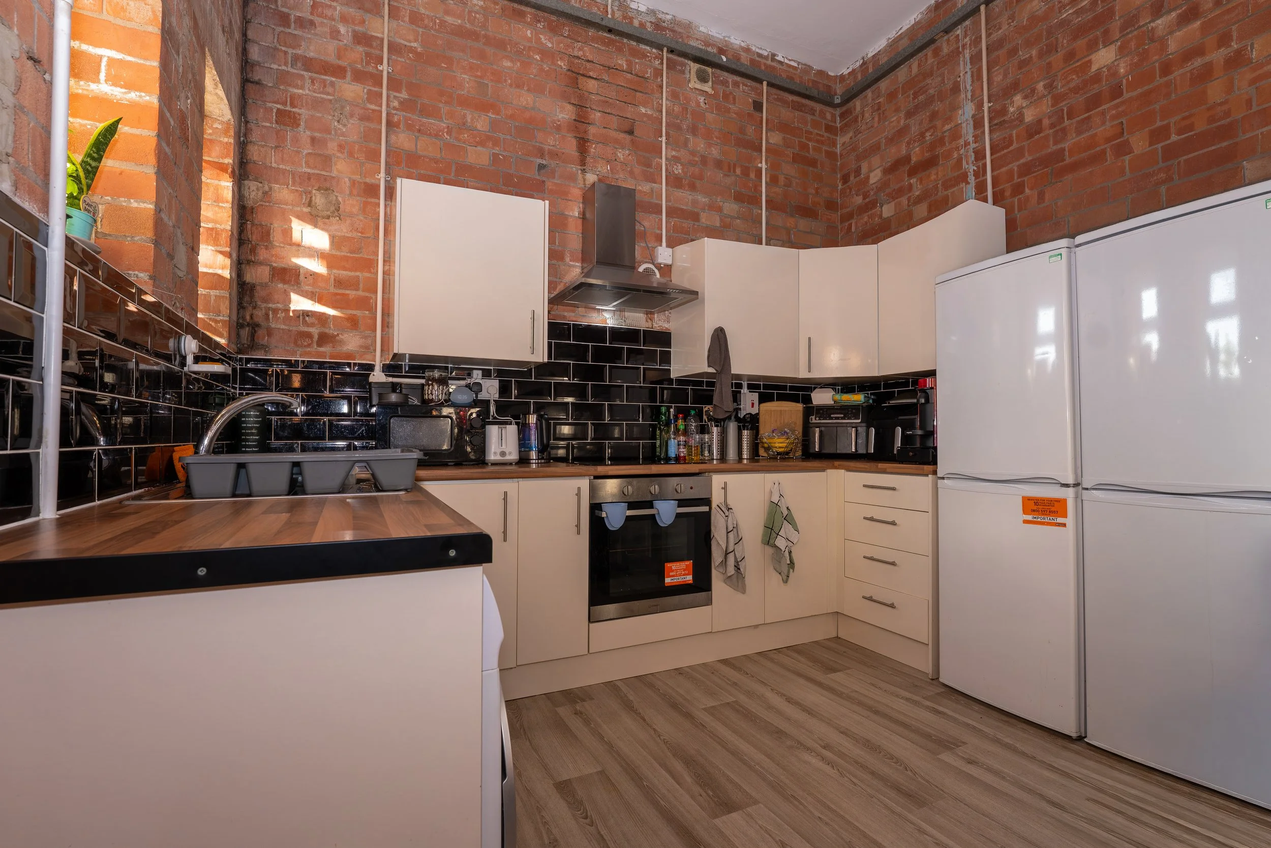 4BRH Kitchen.jpg