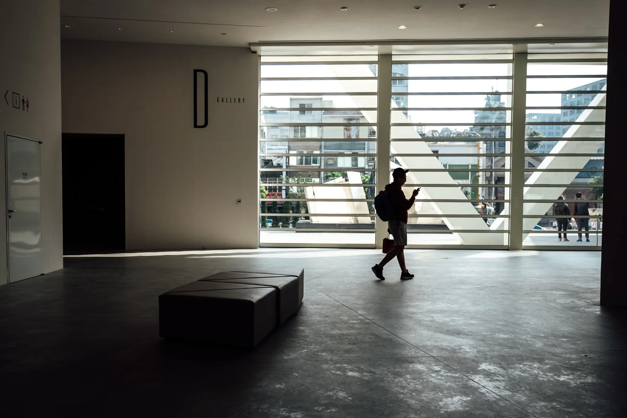 臺南市美術館2館 – Inside of a newly built Tainan City Art Museum Building 2
