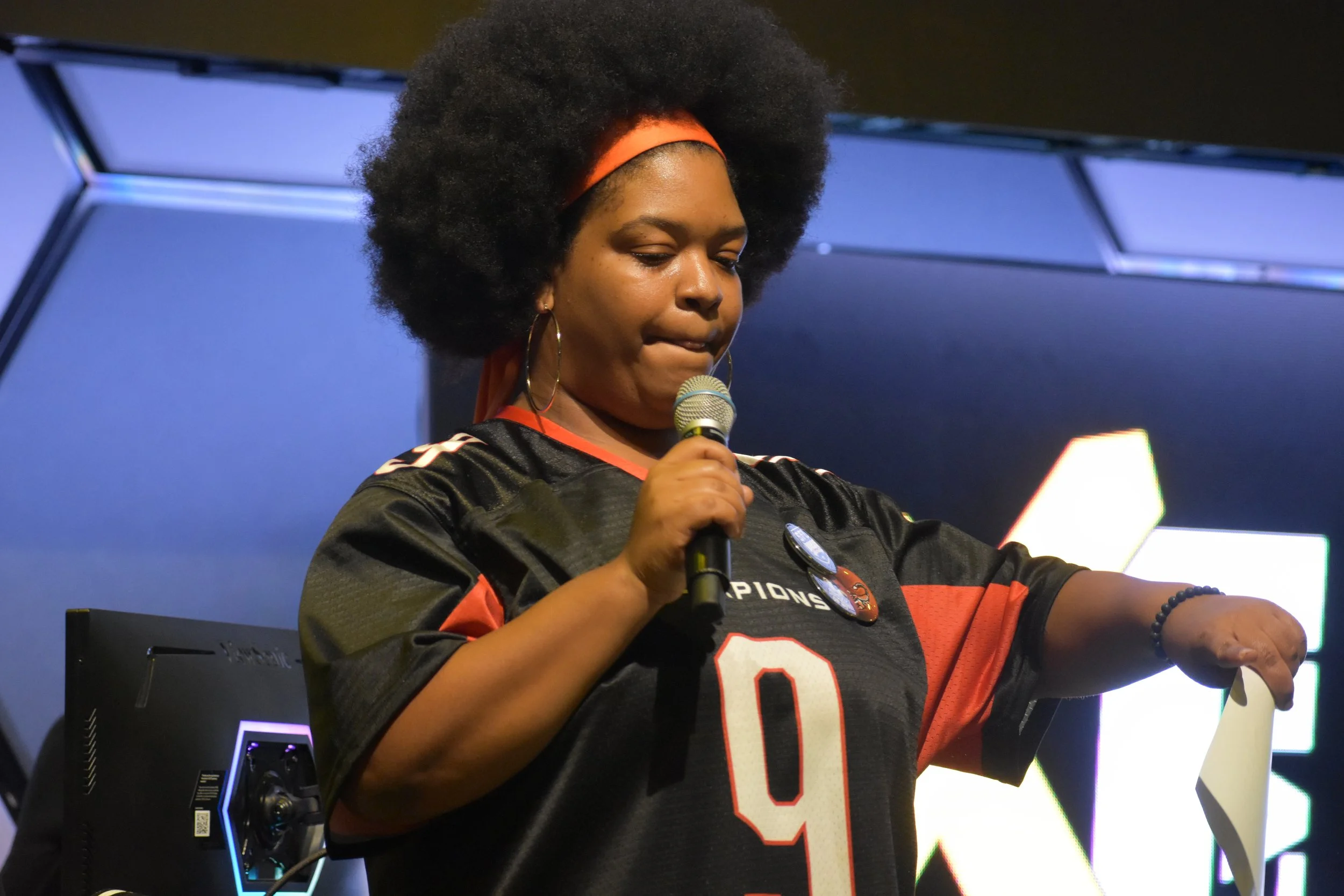 2022 SFL Vegas Bowl - Ashley Jackson addressing crowd