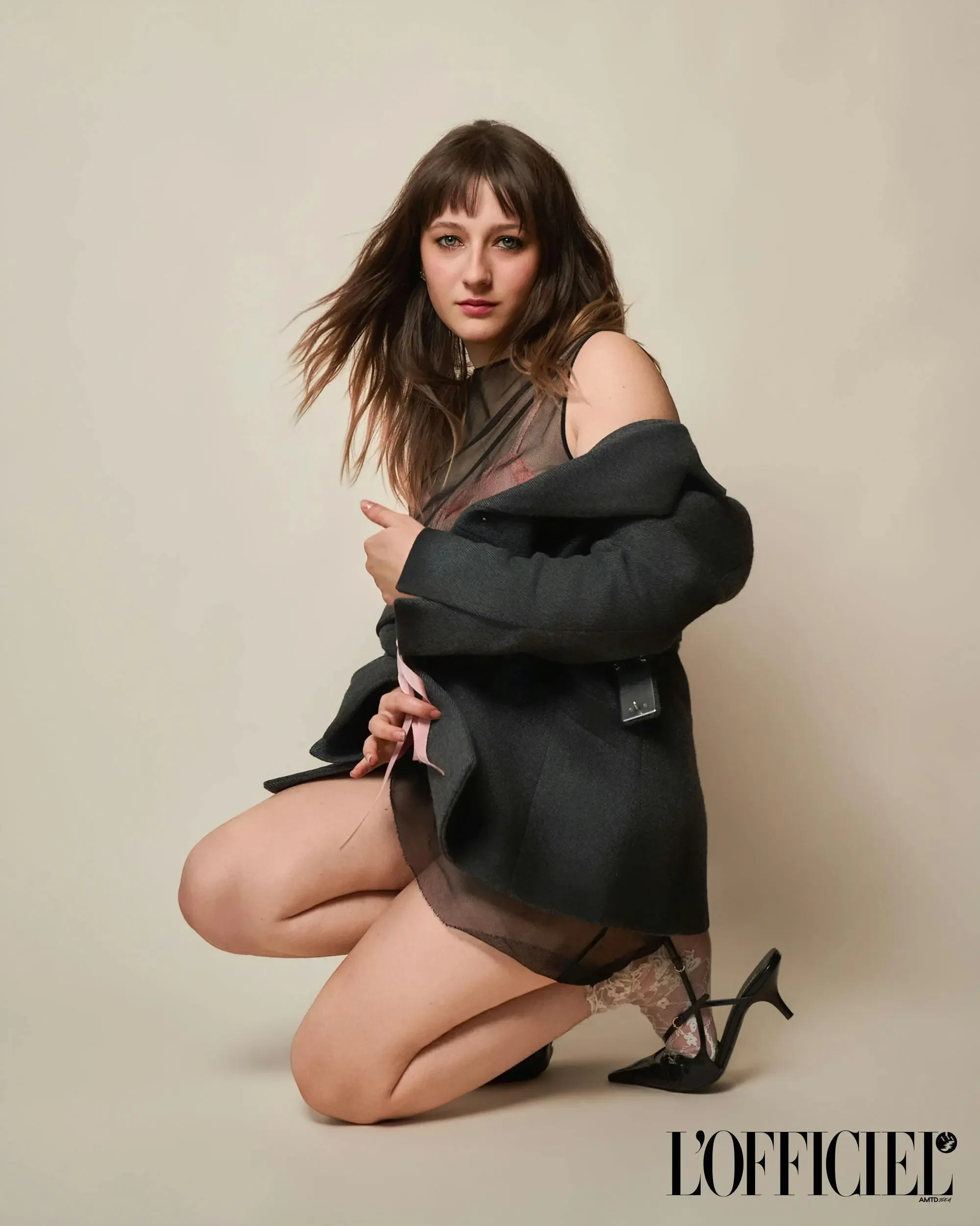 1783021049-l-officiel_usa_julaug26_watchlist_lily_web_15.webp