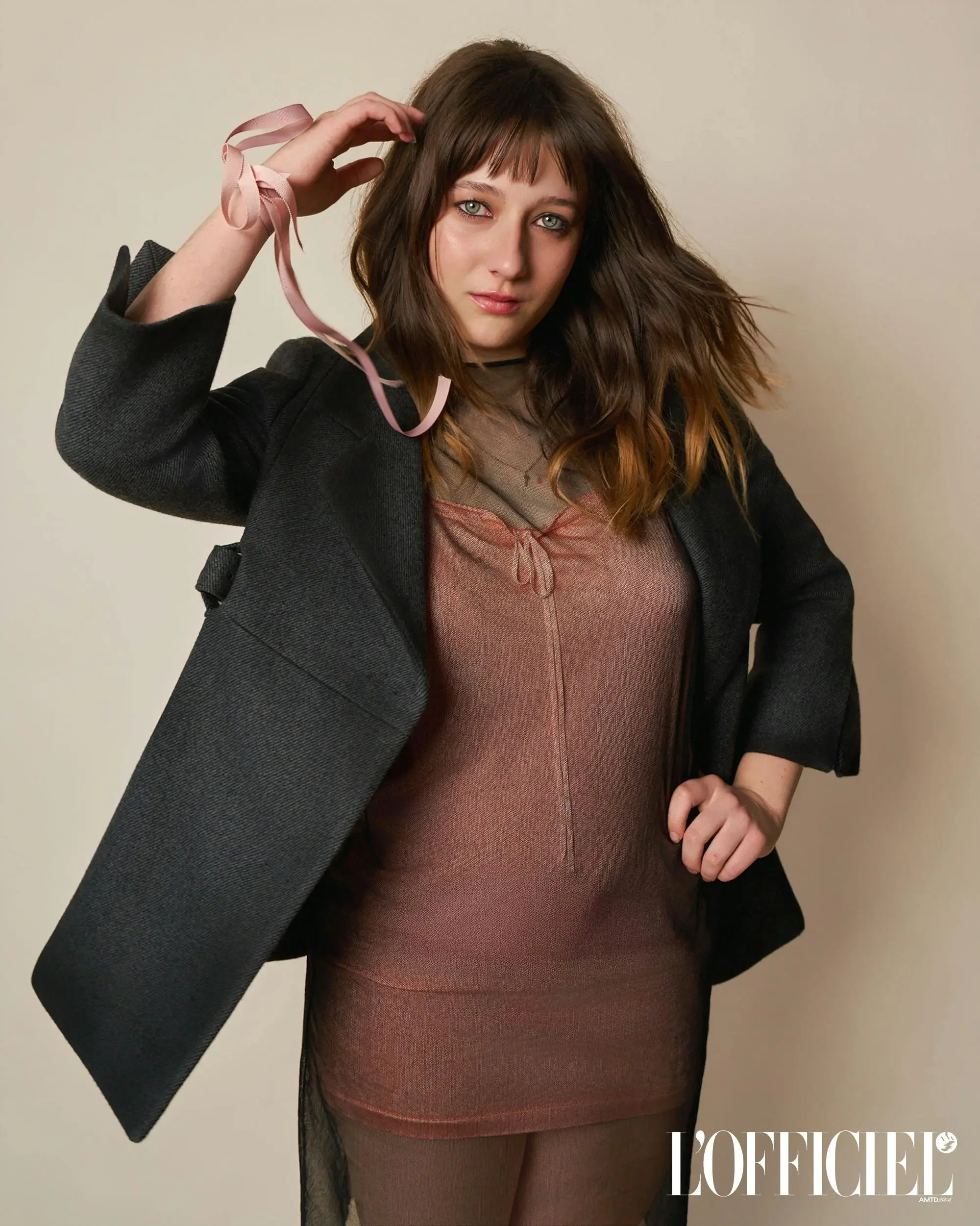 1783021049-l-officiel_usa_julaug26_watchlist_lily_web_14.webp