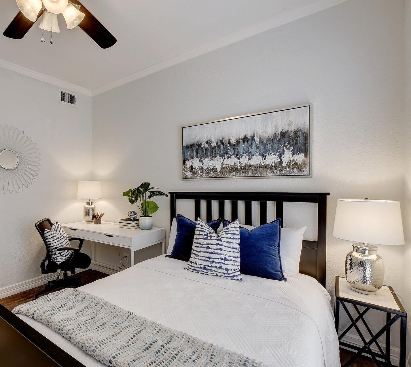 This cute condo near UT we staged this past week just went live! Perfect as an investment property or for young professionals, this won&rsquo;t last long! Contact @mzjrealty for more details!
.
.
.
.
#austinstaging #homestaging #austinbuilder #austin