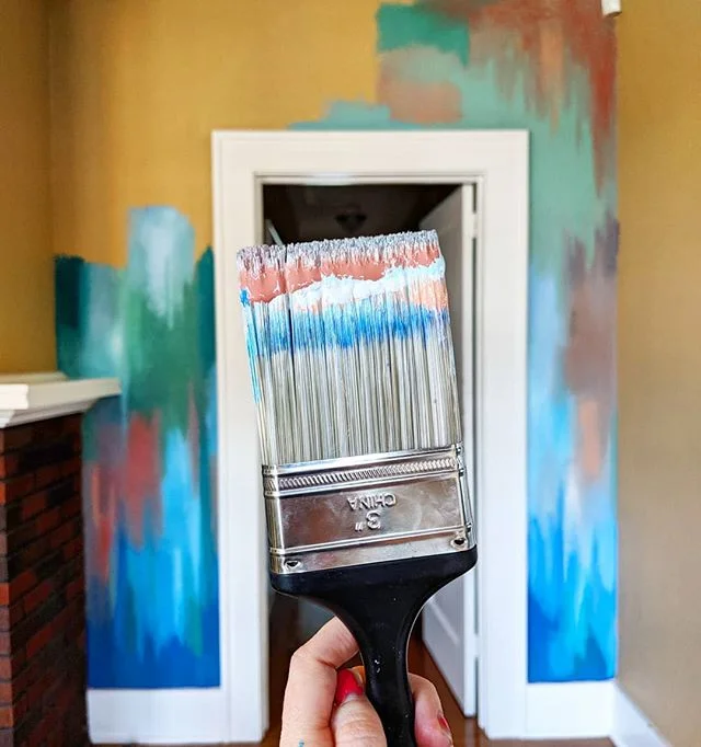 Today's mission: pick out random colors you like at @sherwinwilliams and then blend them all over an accent wall! 💁&zwj;♀️...wait for husband to come home.....#jkhelovesit