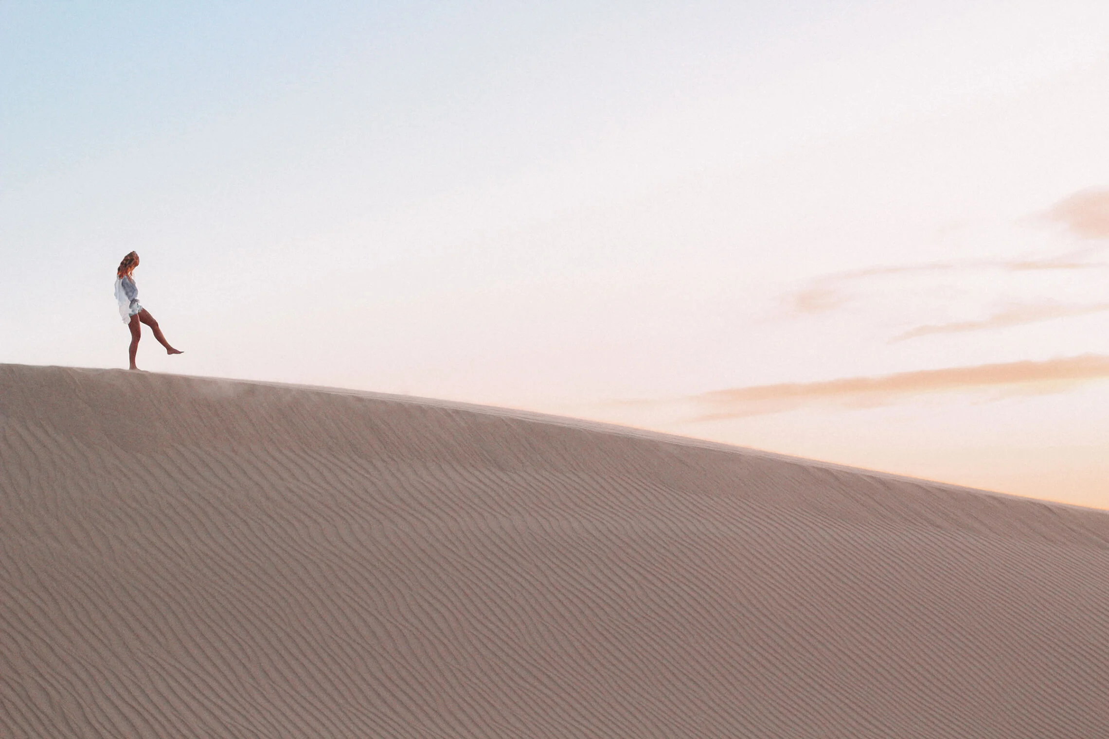 sand-w.jpg