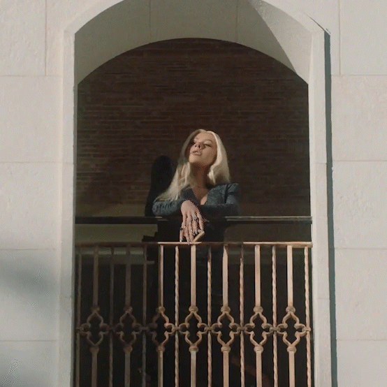 XEOMIN | CHRISTINA AGUILERA