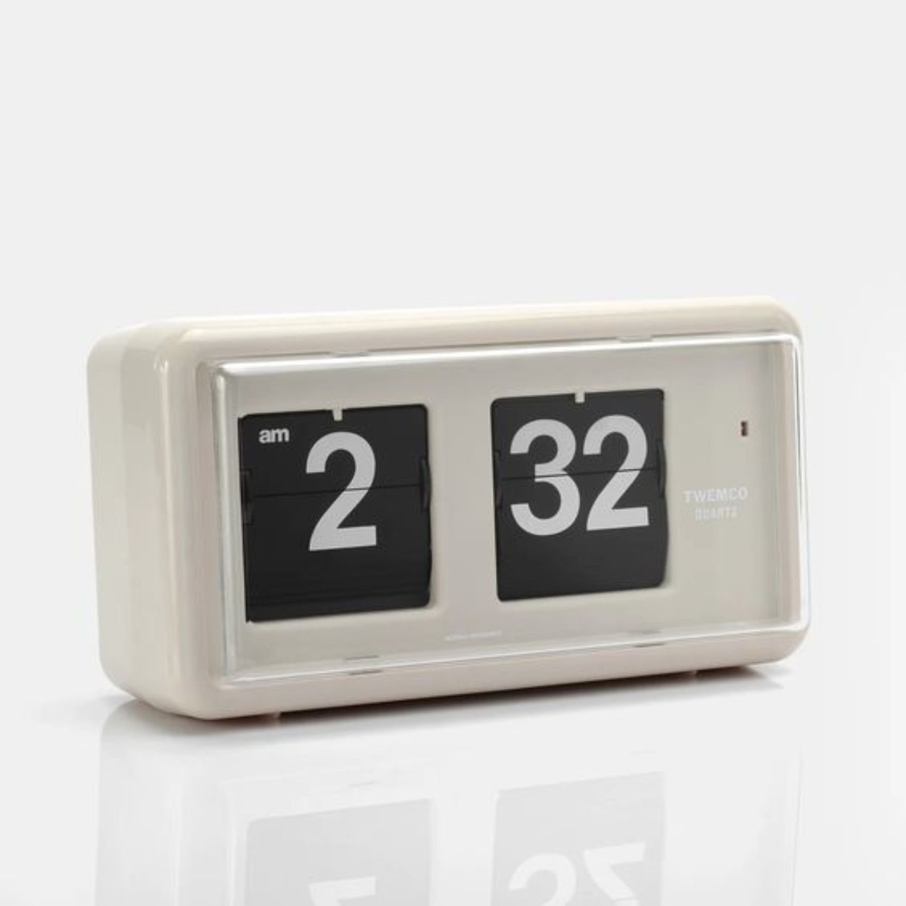 analog alarm clock 2.jpg
