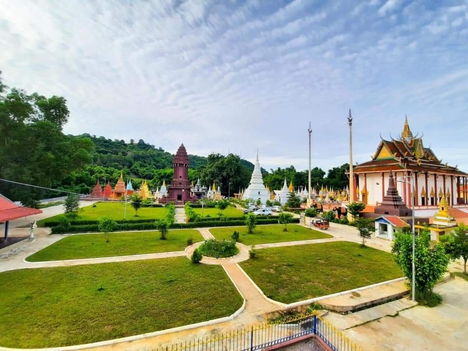 Wat Kiribopharam | Batheay, Cambodia