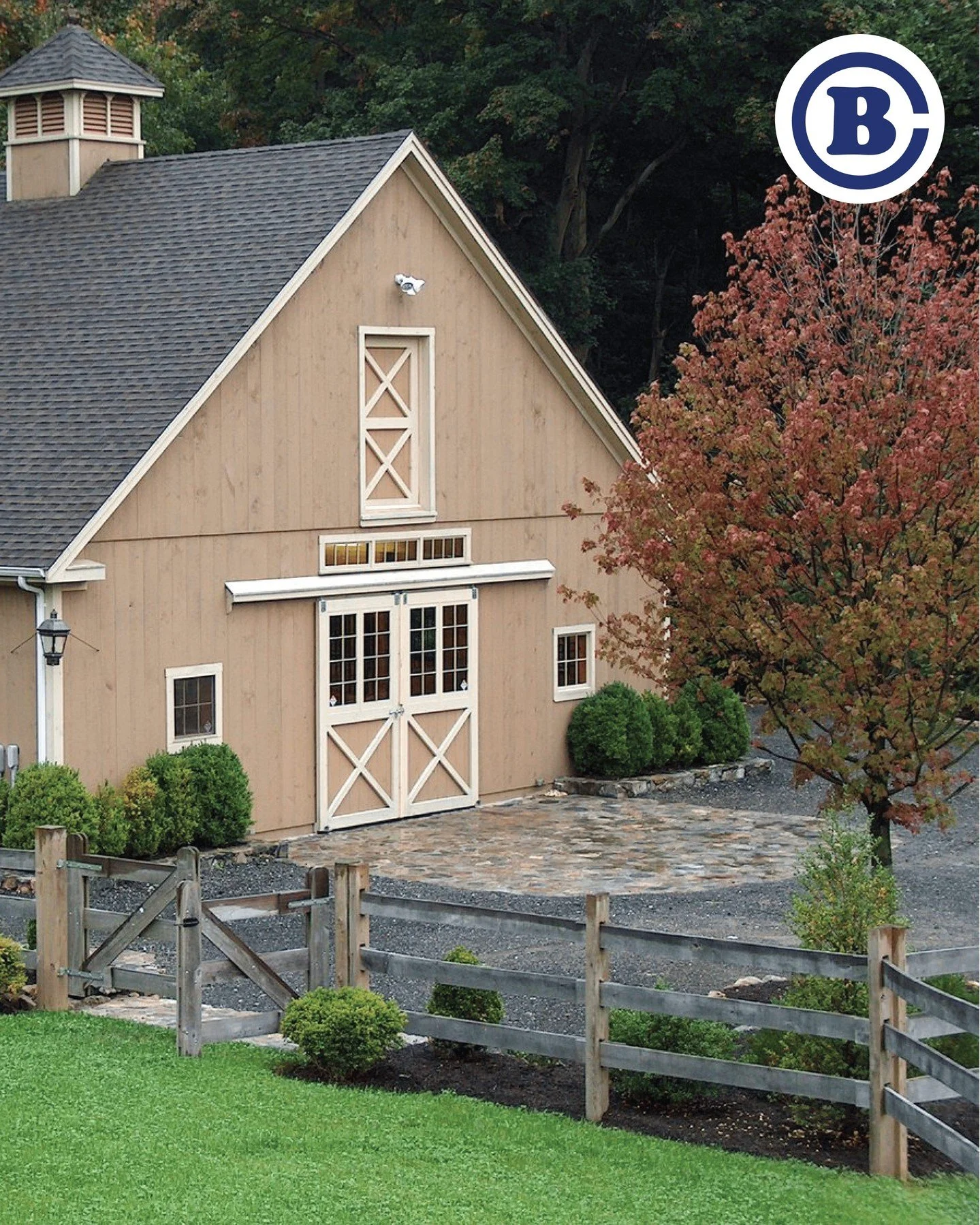Sleepy Hollow Barn | 36&rsquo; x 36&rsquo;

This is one of our favorite residential barns, built for a customer in Sleepy Hollow. This post &amp; box-beam stall barn holds four 12&rsquo; x 12&rsquo; stalls with exterior Dutch doors, one 12&rsquo; x 1