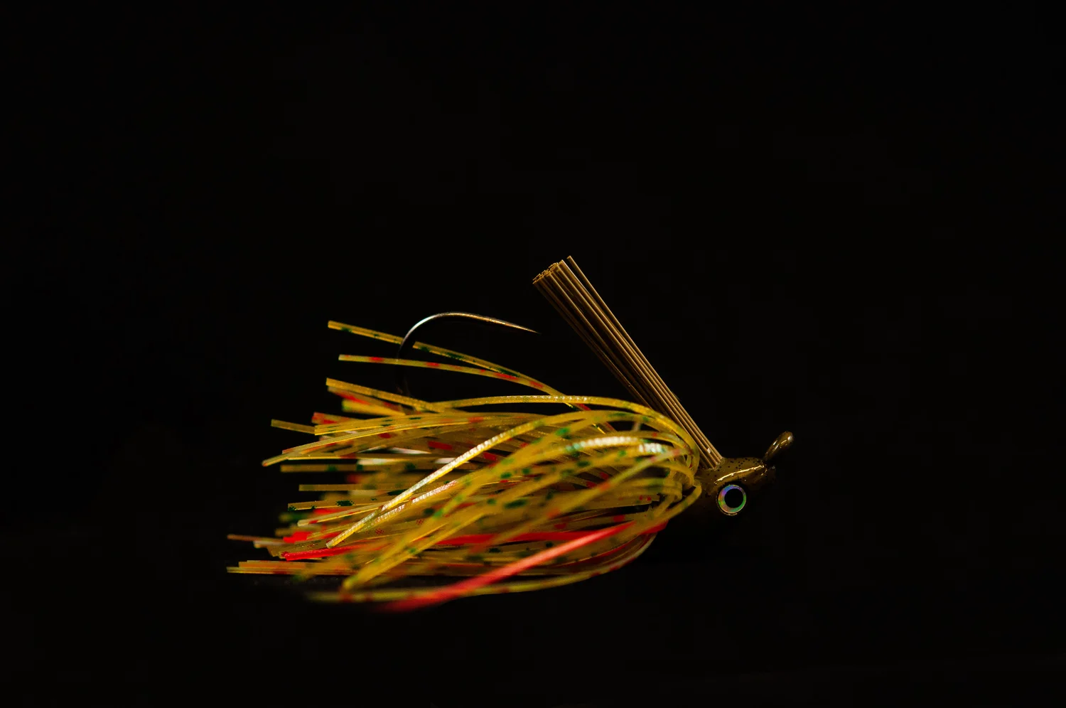 dinner bell fishing lure Bizz Baits Buzz Bait  Feathers & Antlers Outdoors *All images shown feature the 3/8 spoon for representational purpose Ice fishing go time with