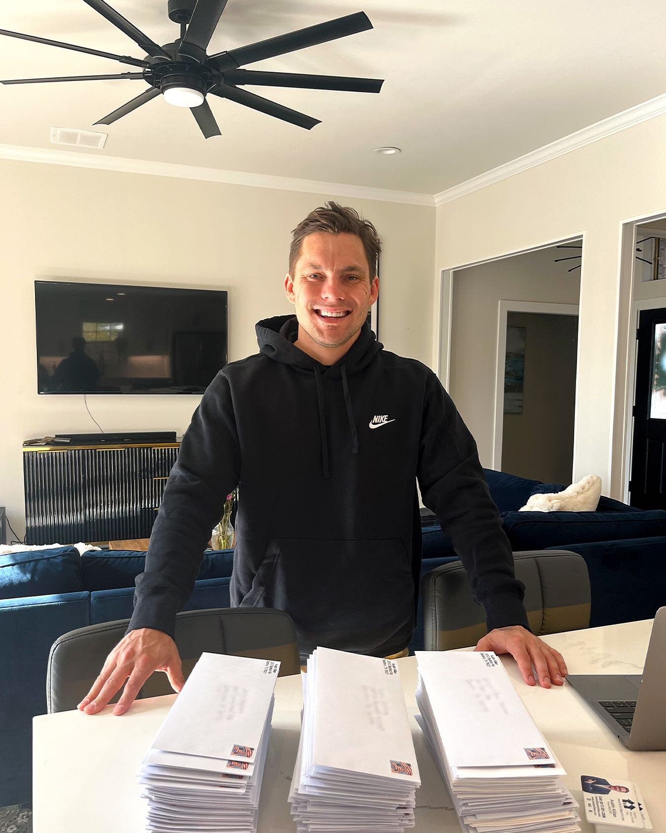 Wrapping up another batch of letters before the end of the year! Most people don't understand the work that Investors and Agents put into procuring deals. Although some are easy, 90% of them take a significant amount of time and energy with no guaran