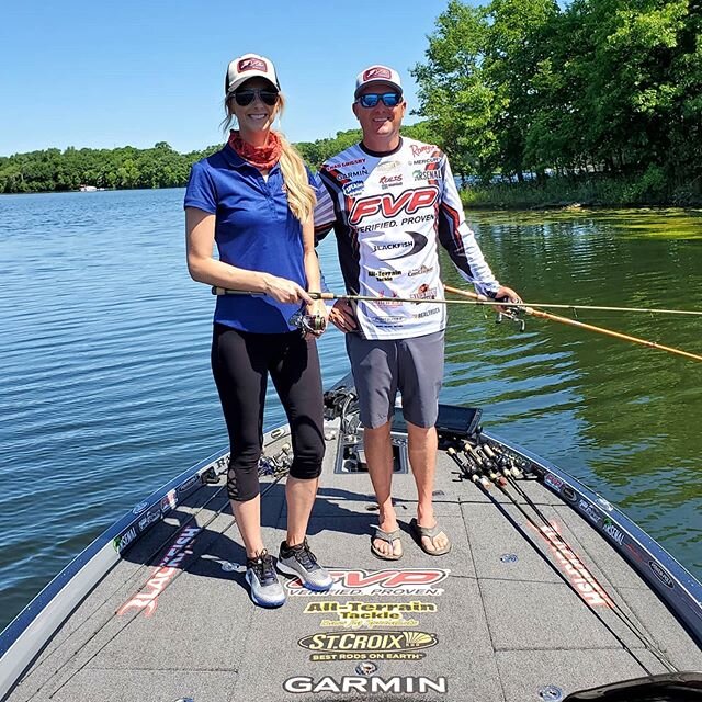 Let's take a poll: Will I get outfished by the pro @grigsbyfishing?
👍👎
Comment below Chad or Lindsey!!! We will see who guessed right TOMMORROW.
#bassfishing #FVPparts #minnesota