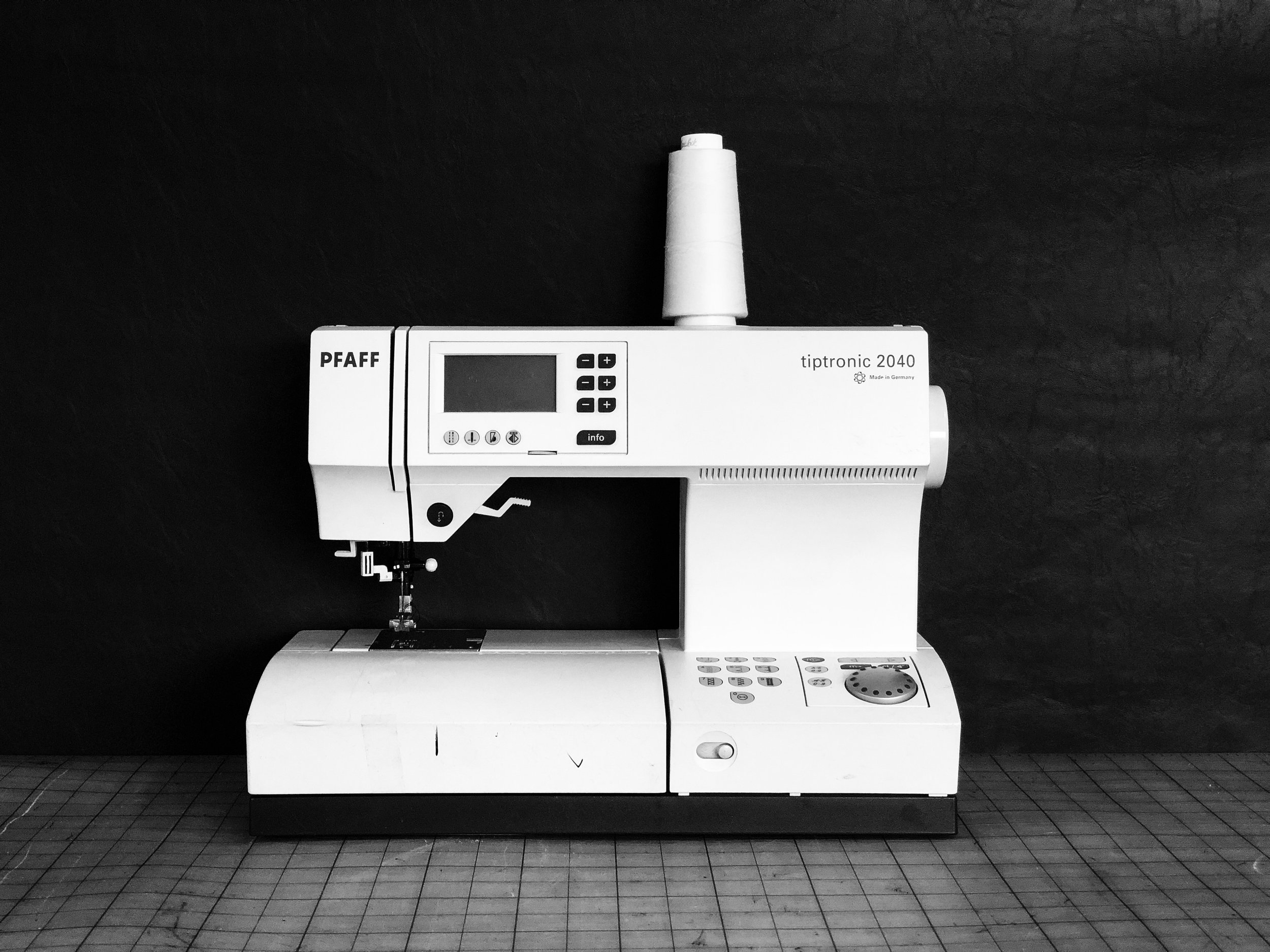 BnW Sewing Machine.JPEG