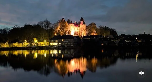 Ch&acirc;teau de Combourg by night 🌌 As the autumn leaves fall and Halloween approaches, our castle prepares for its winter slumber 🍂🏰 

We&rsquo;ll be closing for the season on the evening of October 31st, and reopening our doors next April for n