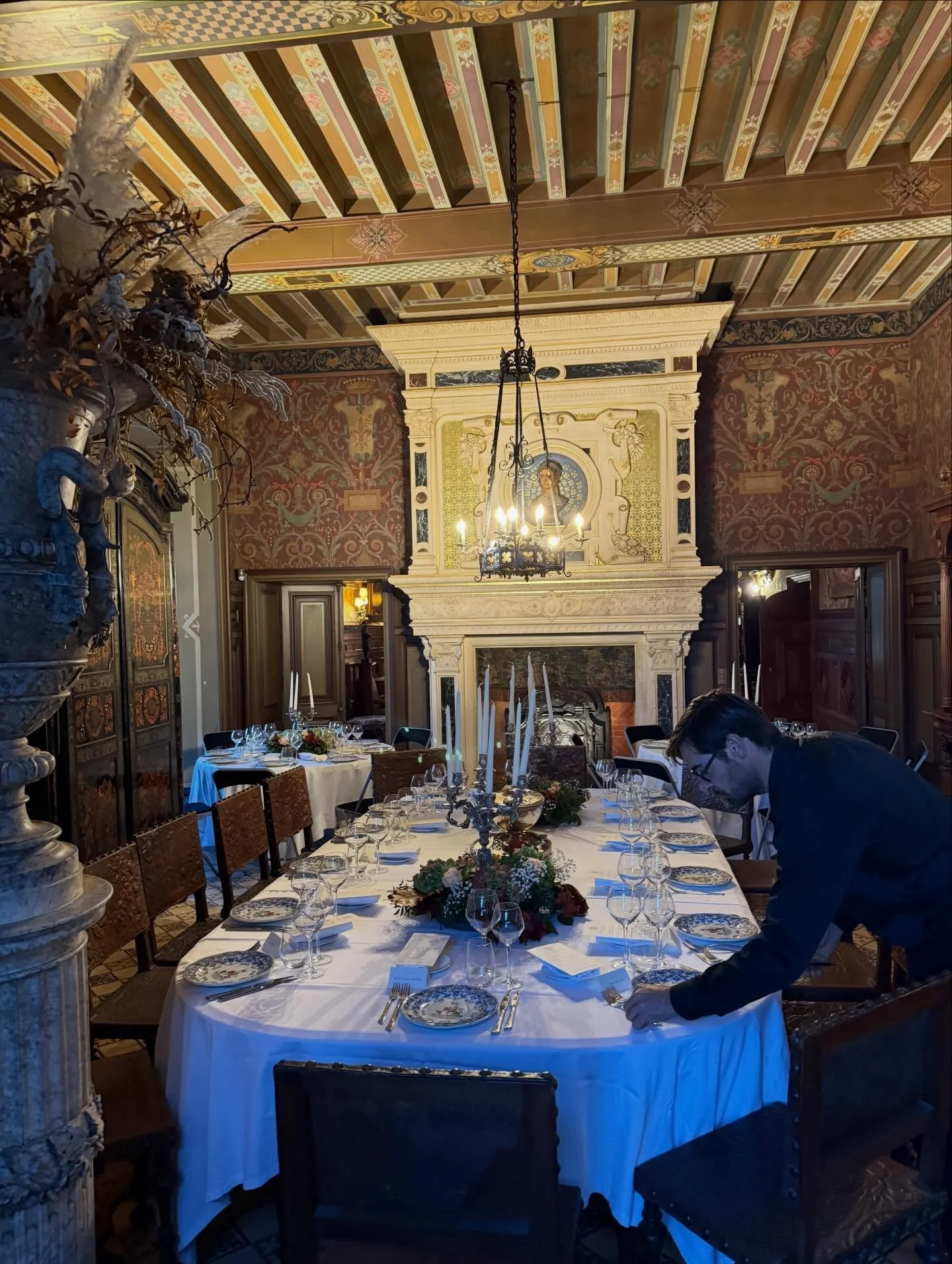 Toute notre gratitude &agrave; Angau &amp; Co. Traiteur &Eacute;v&eacute;nementiel pour tous les d&eacute;licieux d&eacute;jeuners et d&icirc;ners qu&rsquo;ils ont imagin&eacute;s et install&eacute;s au ch&acirc;teau cette ann&eacute;e. Leur savoir-f