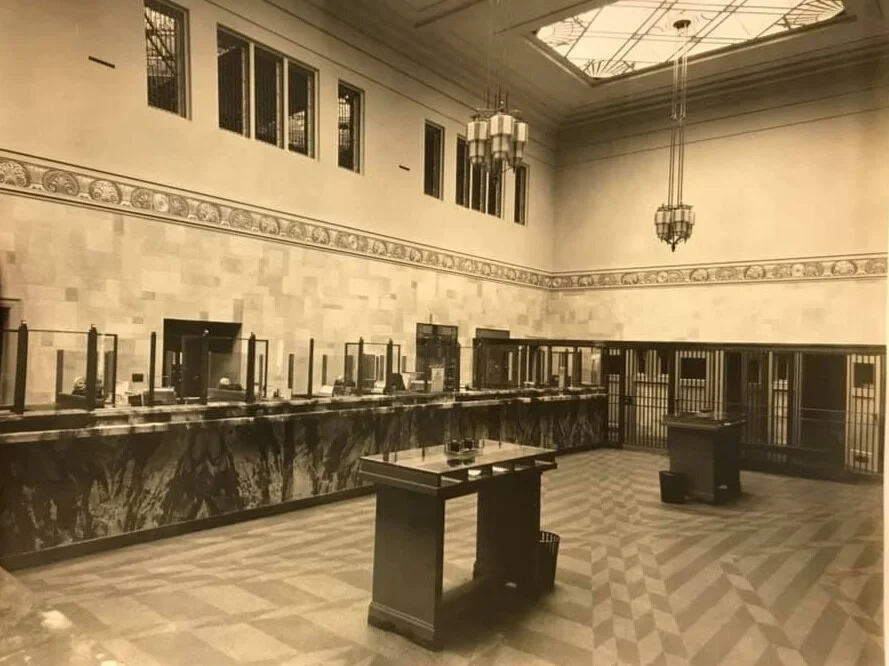 Bank 3.jpg