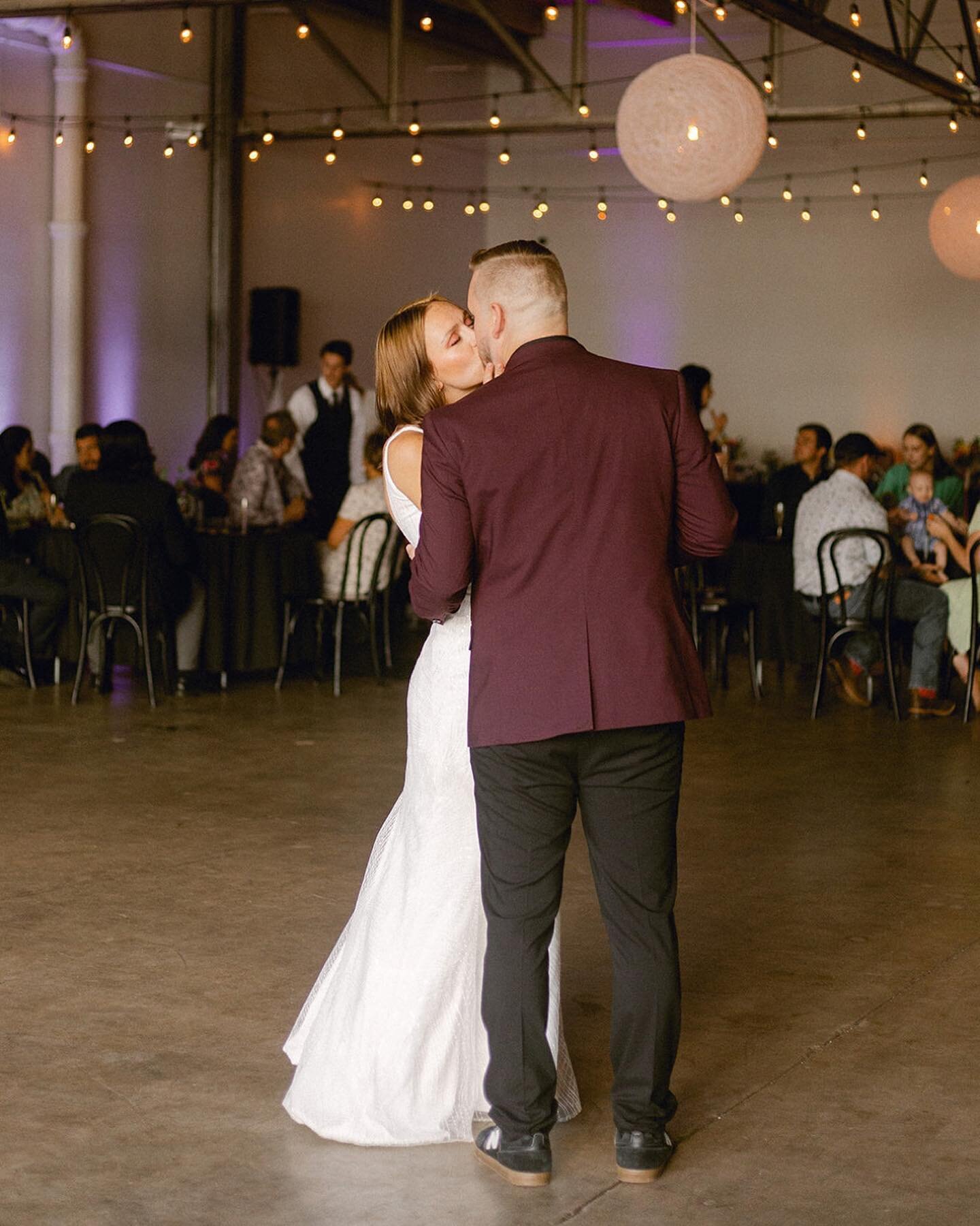 First dance to first look CLAY has the back drop for the perfect photo-op

Book a tour our 2024 dates are  booking up!

Photography @aliviajoyco