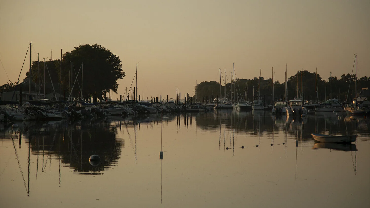 Boats at dawn X.jpg